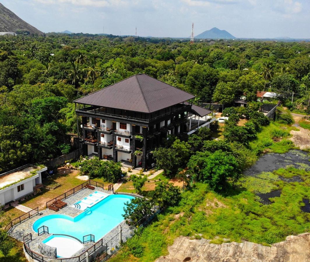 Отель Sigiriya Kingdom Gate Дамбулла Экстерьер фото